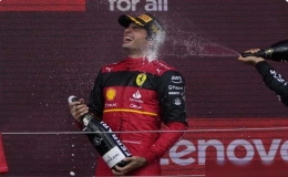 2022年F1英國(guó)大獎(jiǎng)賽：塞恩斯生涯首冠周冠宇遭遇嚴(yán)重事故