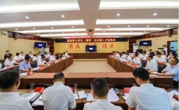 重到雙湄尋舊夢，弦歌依約似當(dāng)年